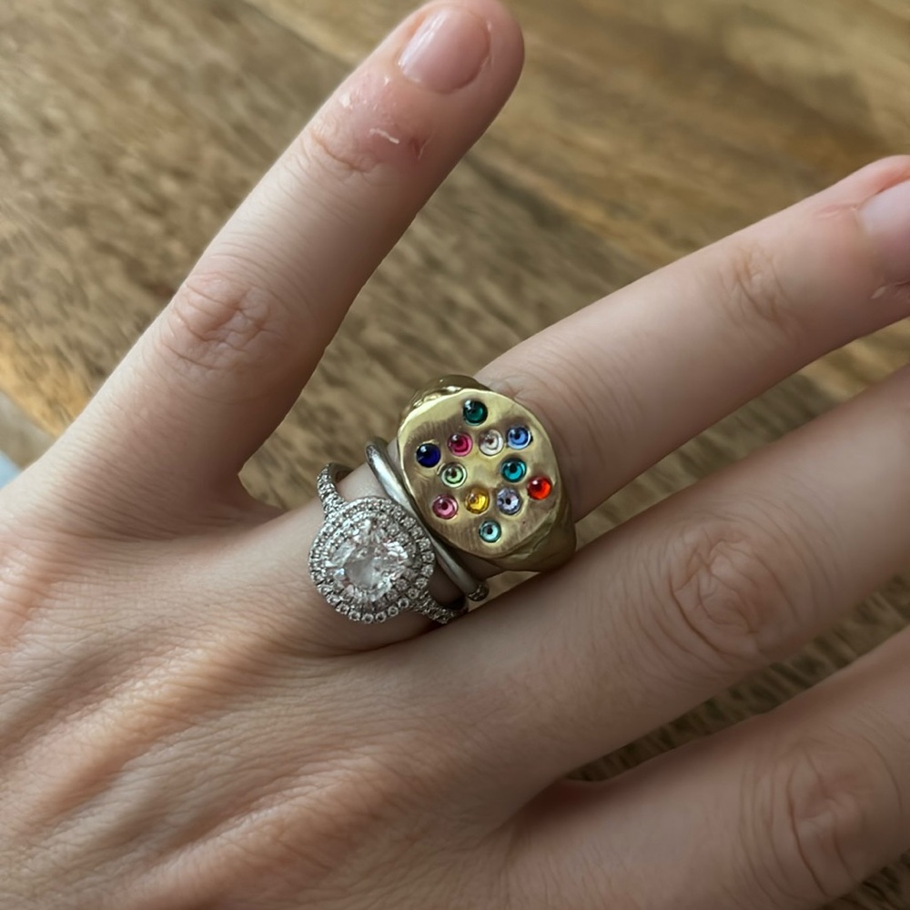 6 Points Ring